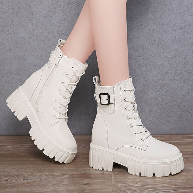 Woman shoes